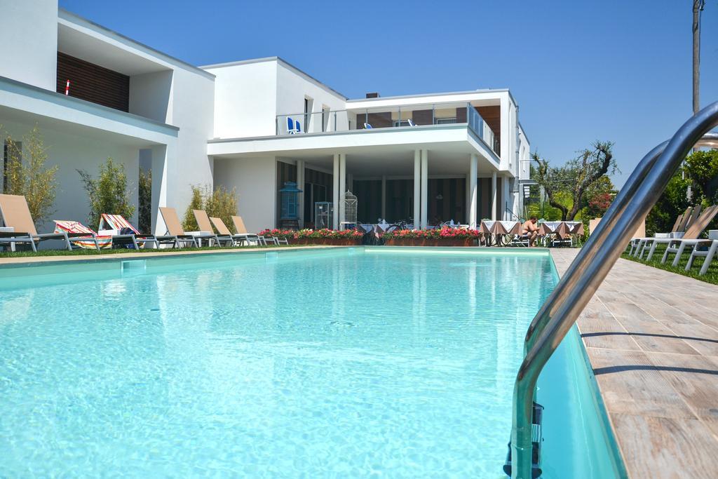 Hotel Maximilian Bardolino Dış mekan fotoğraf